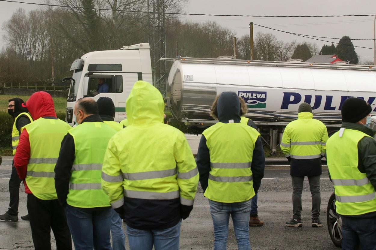 Piquete a causa del parón de transportistas. Europa Press