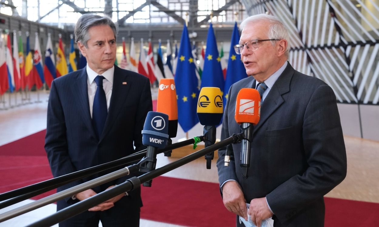 El secretario de Estado estadounidense, Antony Blinken, y el alto representante de Exteriores de la UE, Josep Borrell, en Bruselas. EP