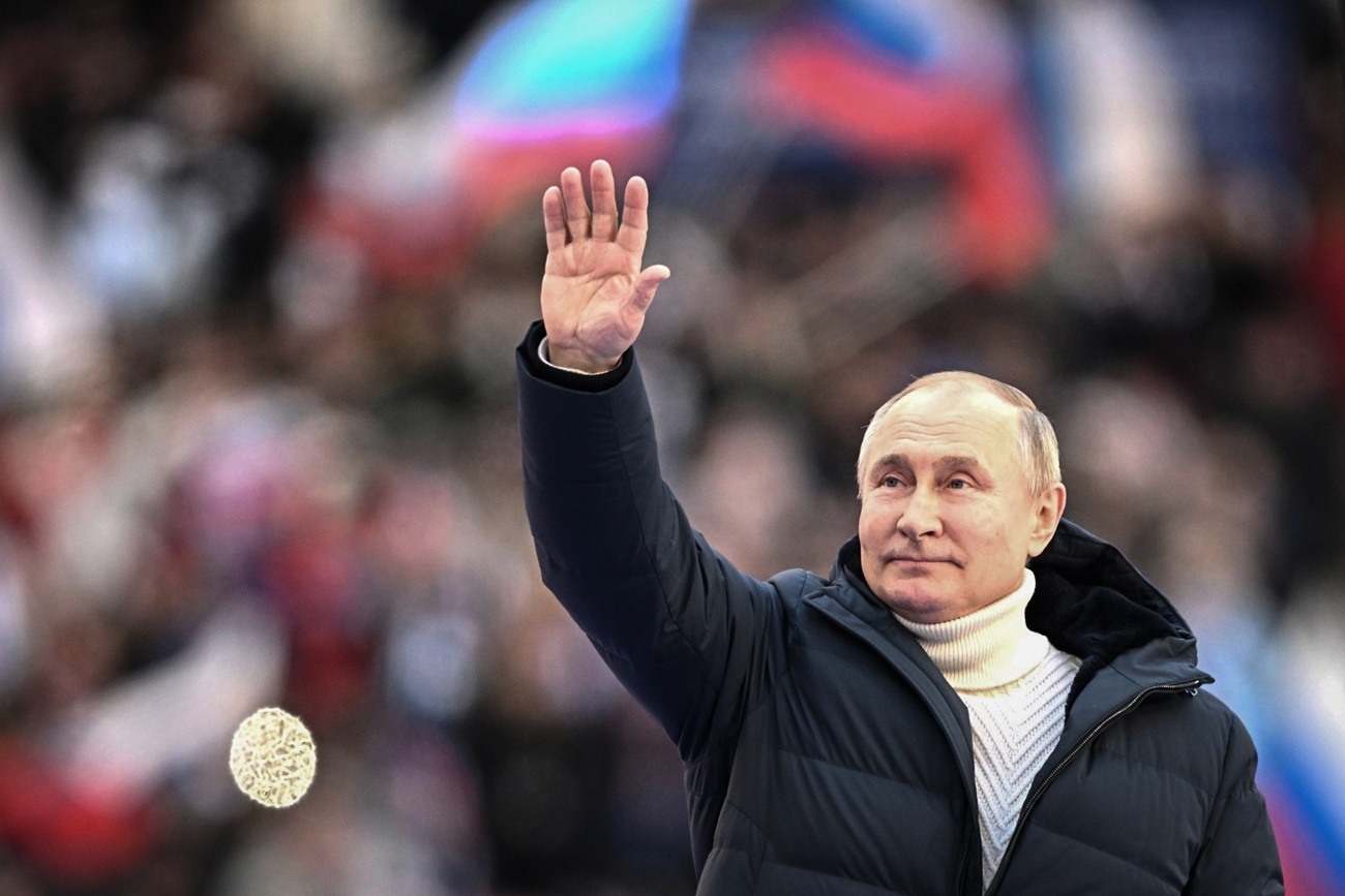 Putin durante un concierto en el marco del aniversario de la anexión de Crimea
