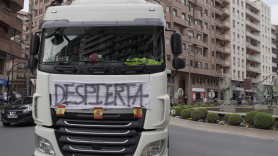 Un camión durante las protestas en Logroño. Europa Press