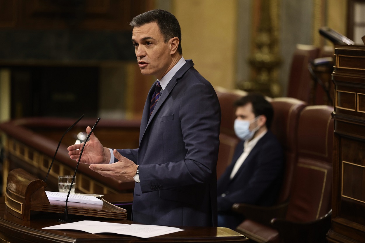 El presidente del Gobierno, Pedro Sánchez, interviene en una sesión plenaria, en el Congreso de los Diputados, a 30 de marzo de 2022, en Madrid (España)