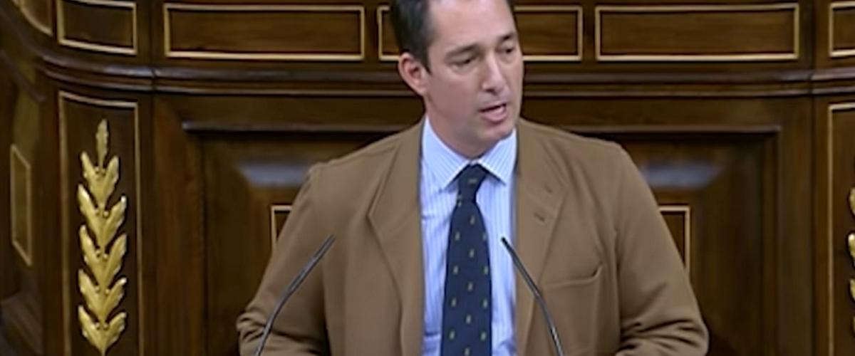 Un diputado de Vox recurre al "año de rojos, hambre y piojos" y el PSOE