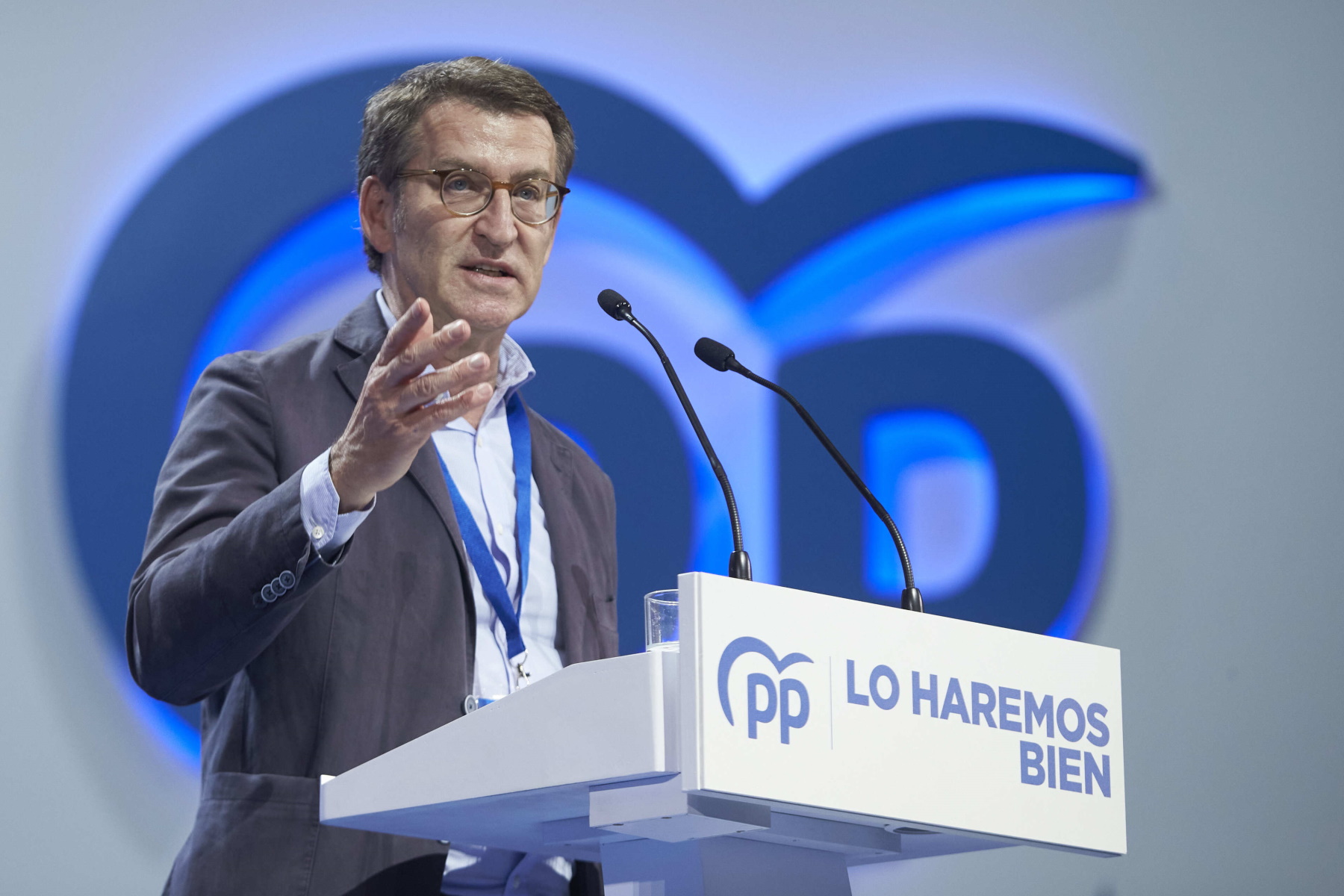 El presidente de la Xunta de Galicia y candidato a la presidencia del PP, Alberto Núñez Feijóo, en el XX Congreso del PP.