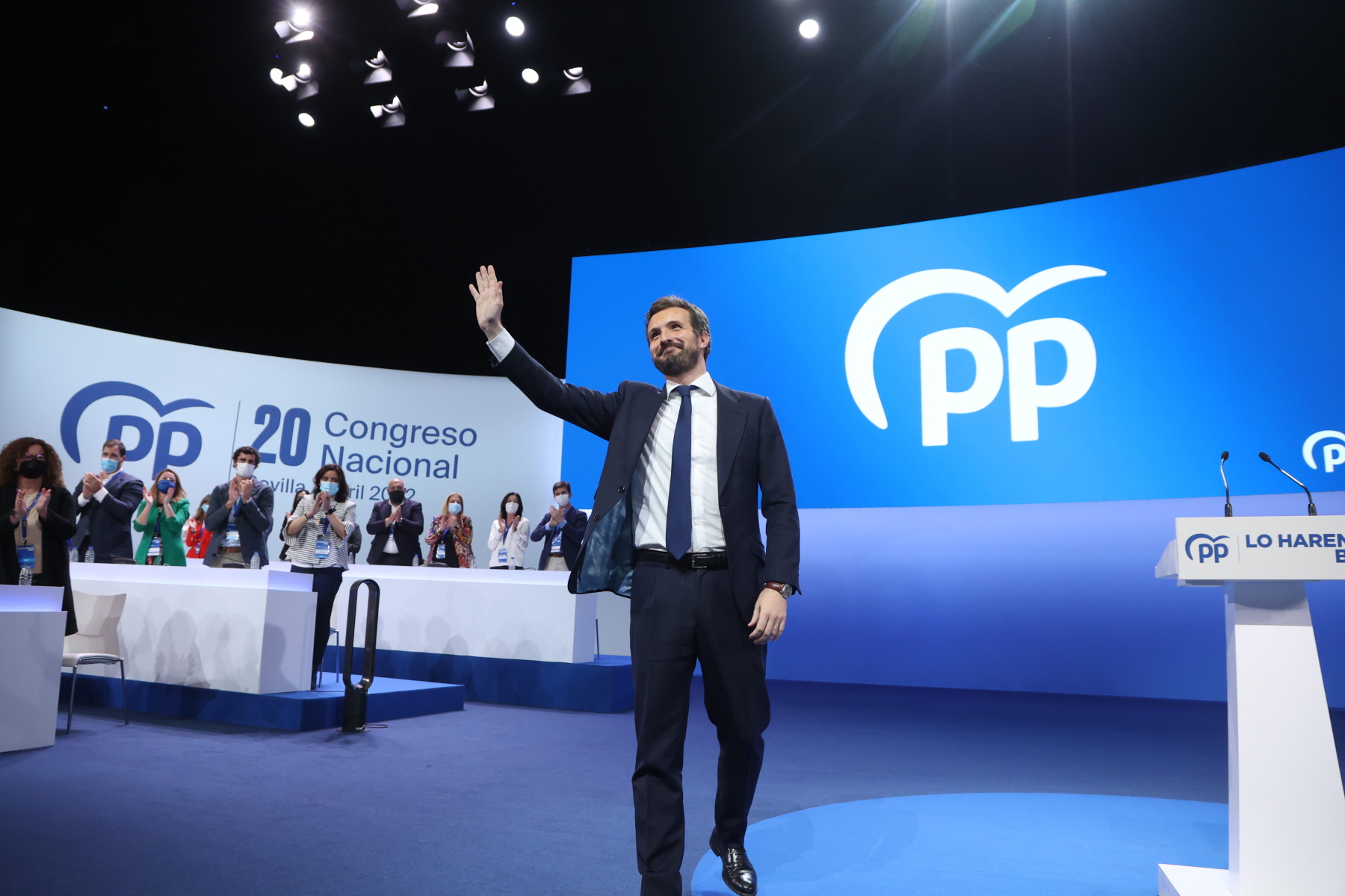 El presidente saliente, Pablo Casado, en su intervención en el XX Congreso extraordinario del PP.