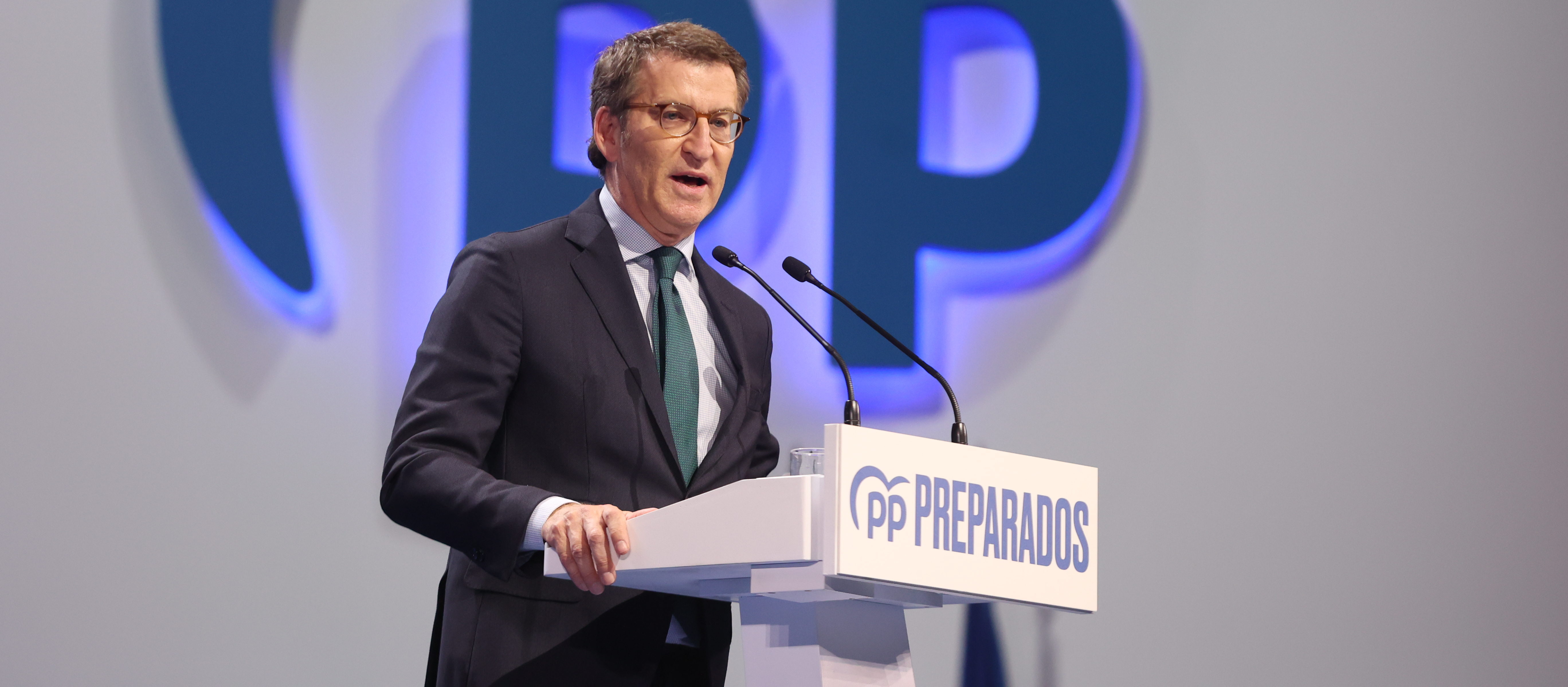 El presidente del partido del PP, Alberto Núñez Feijóo, tras ser elegido por el XX Congreso.