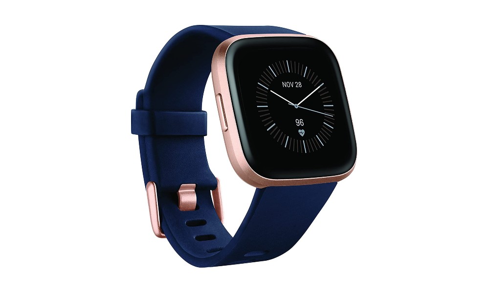 Ofertas de primavera en Amazon: Este smartwatch Fitbit con ¡un 44% de  descuento!