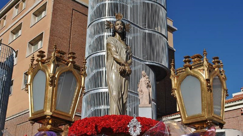 Divino Cautivo en las calles de Madrid. Telemadrid.