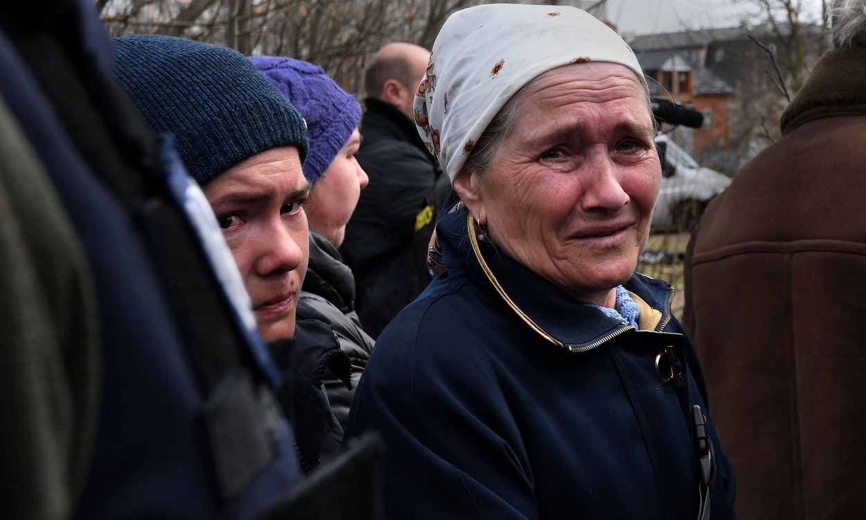 Ucrania denuncia la violación de 25 mujeres por los soldados rusos en Bucha. EP