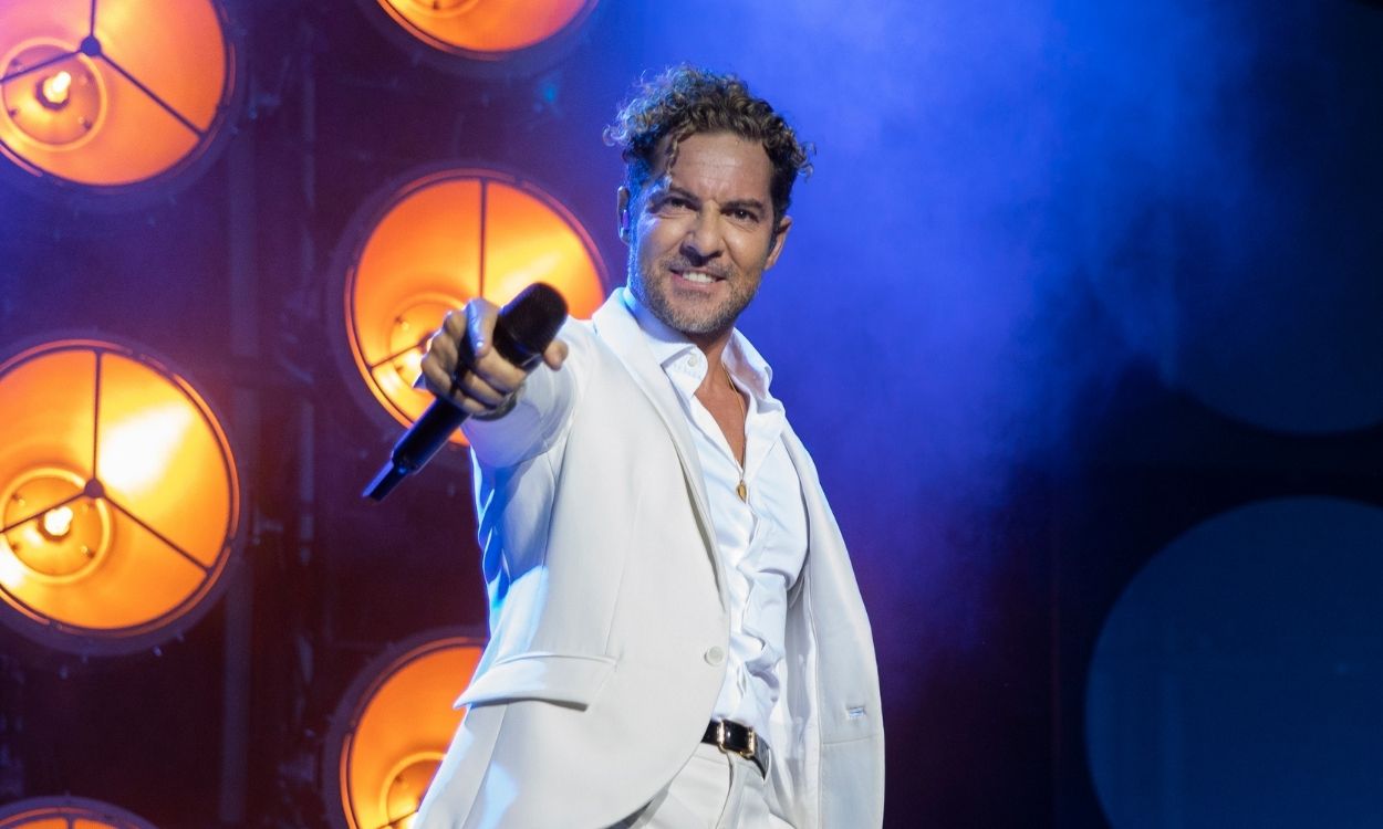 David Bisbal durante el concierto trasladado al Estadio Olímpico de la Cartuja