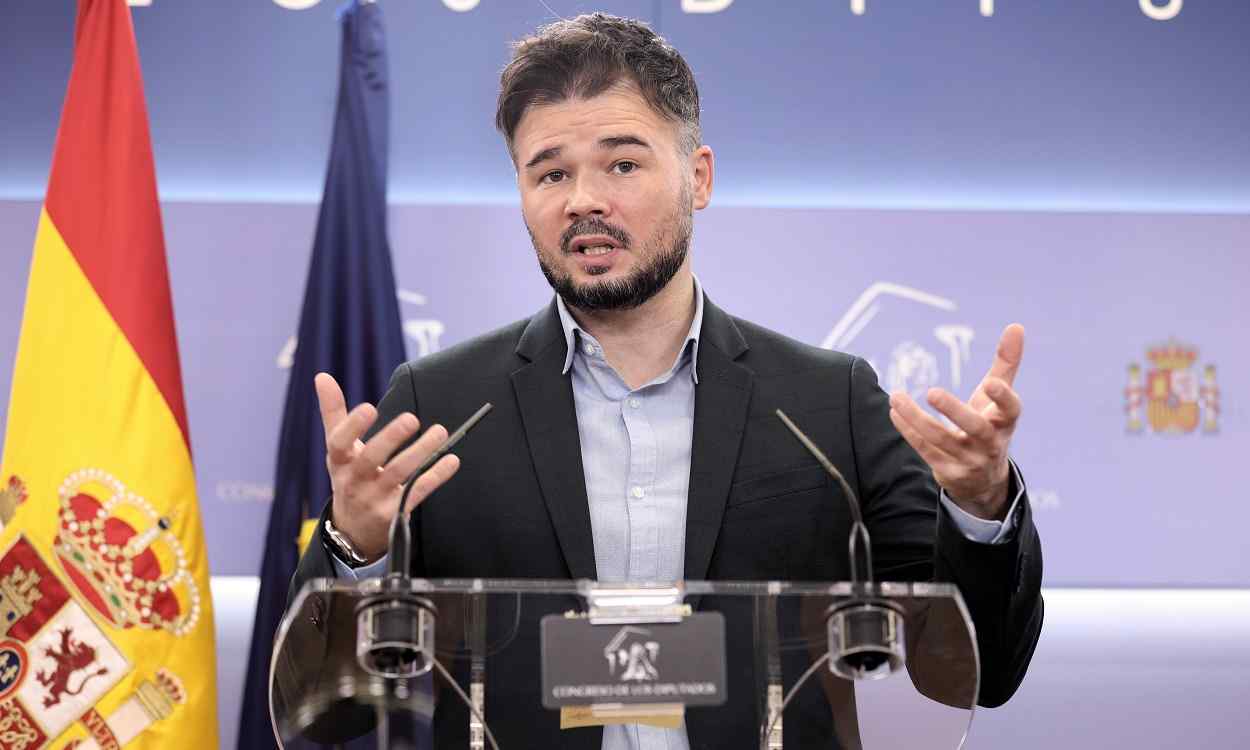 Gabriel Rufián, portavoz parlamentario de ERC en el Congreso, en rueda de prensa. EP