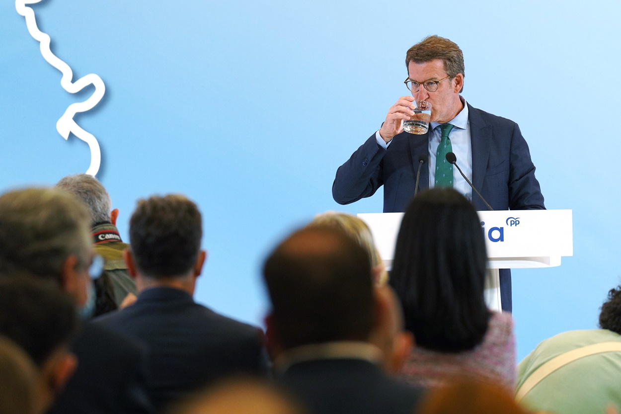 Imagen de Feijóo ayer en Galicia en la Junta Directiva del PP de Galicia a la que asistió como presidente nacional del partido (Foto: Europa Press).