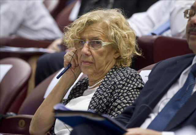 Losantos a Carmena: "Si ya tienes alzheimer, ¡tienes que irte a tu casa!"