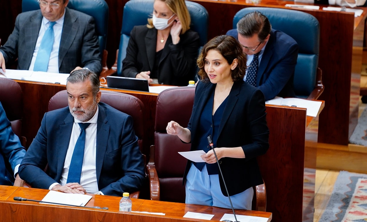 Isabel Díaz Ayuso, presidenta de la Comunidad de Madrid, en el pleno en la Asamblea