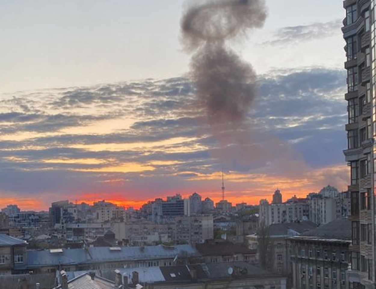Imagen de los bombardeos en Kiev. @simoninfesta