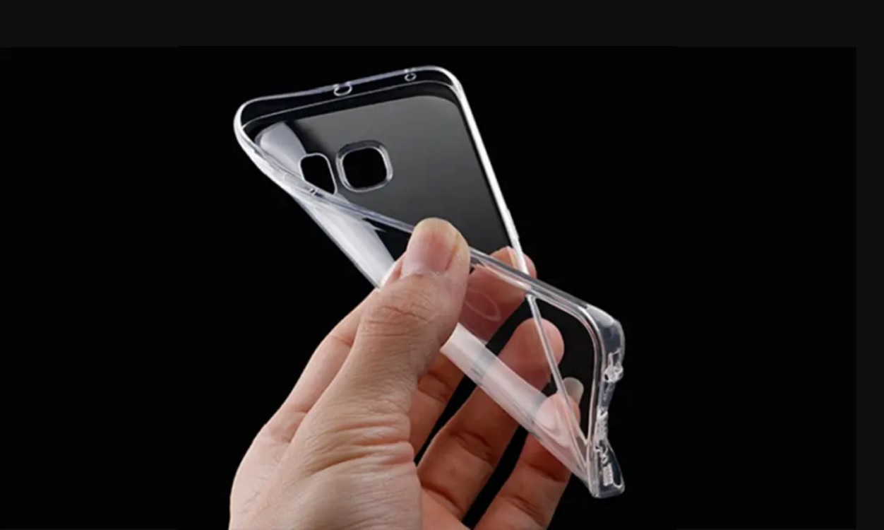Cómo limpiar la funda transparente del móvil
