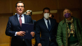 El presidente de CEOE, Antonio Garamendi, y el secretario general de UGT, Pepe Álvarez. Europa Press