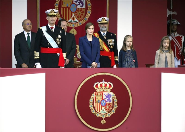 Desfile Día de la Hispanidad: de la indignación de Colau, a la presencia de Carmena