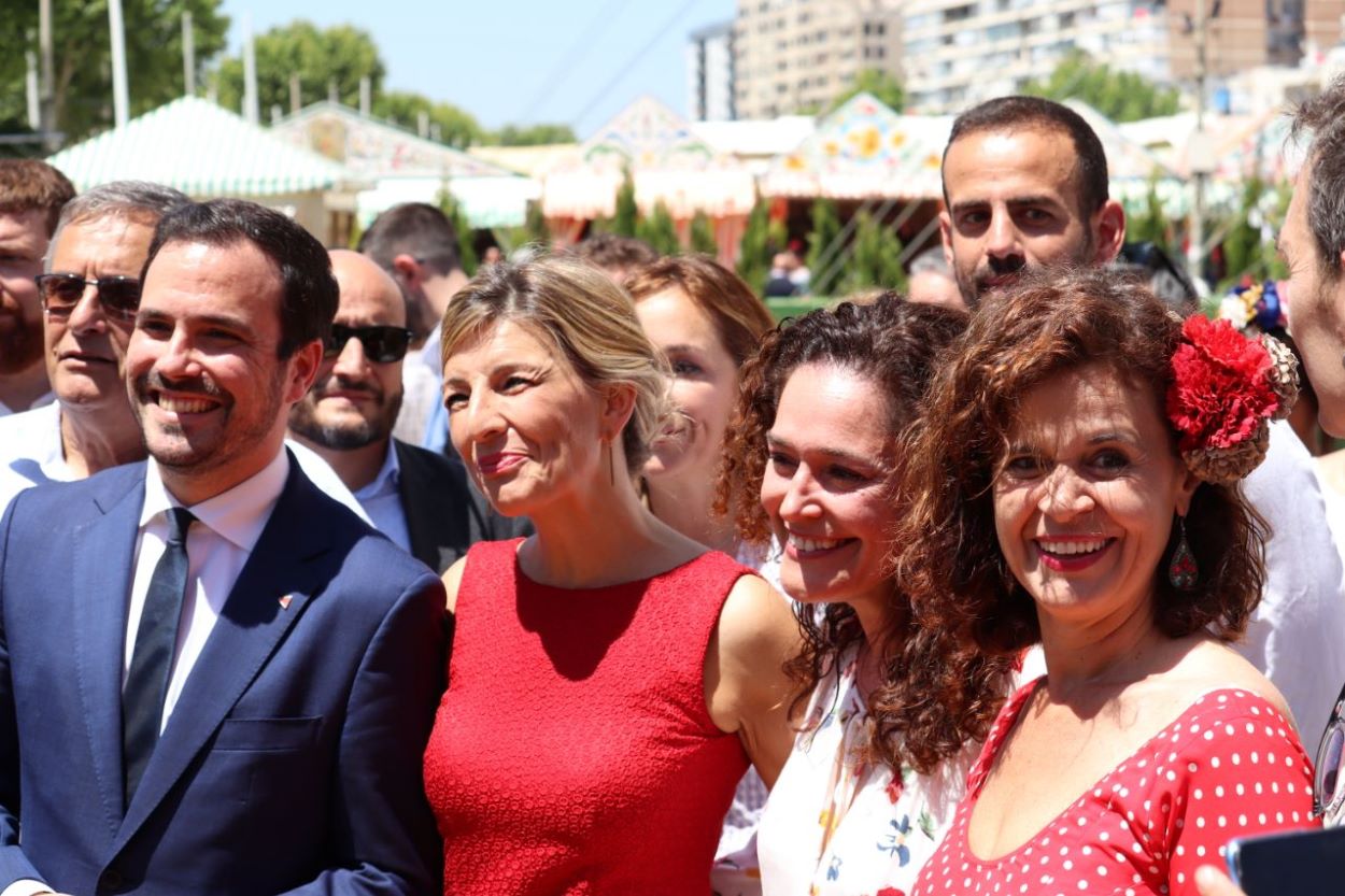 Alberto Garzón, Yolanda Díaz, Inma Nieto y Esperanza Gómez, en la Feria de Abril.