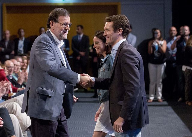 Casado, 'el delfín', a bofetadas para hacerse hueco en las listas del PP en Castilla y León 