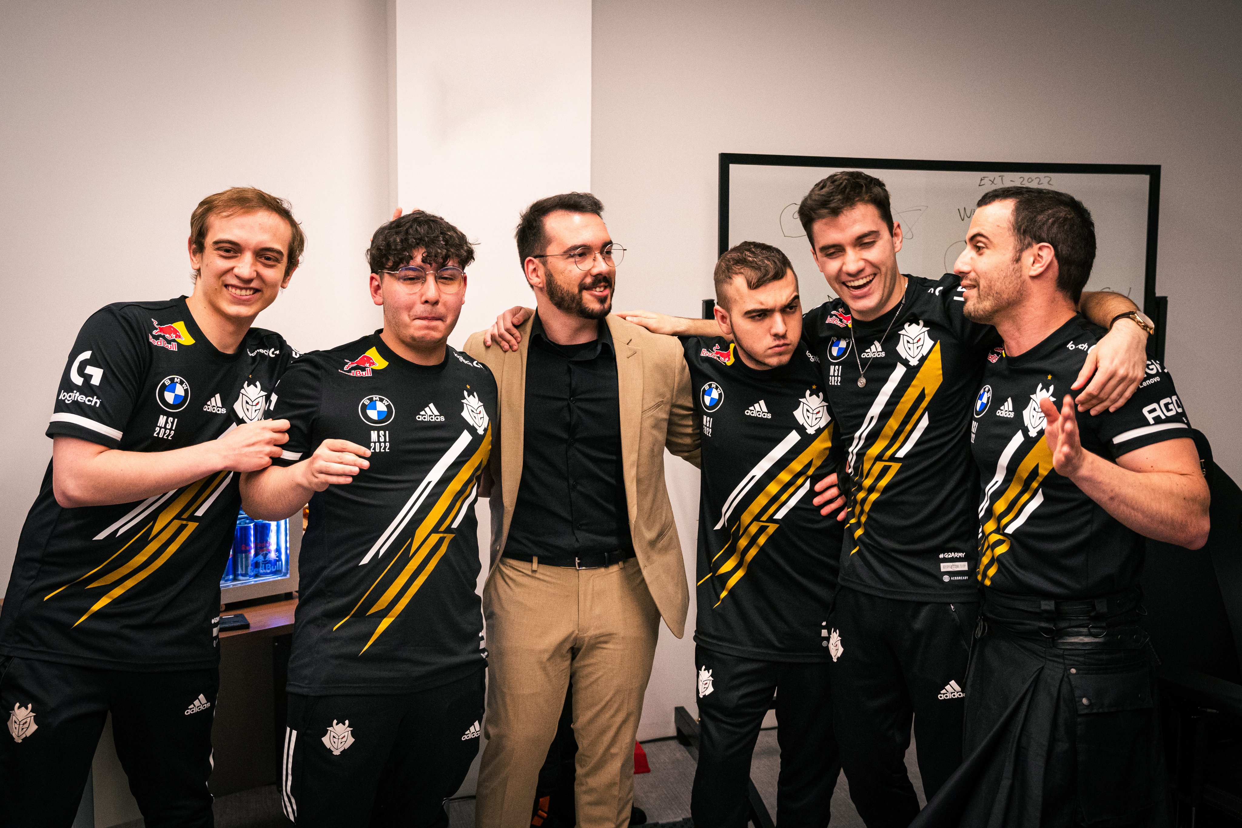 Royal Never Give Up crowned MSI 2022 champions - Dexerto