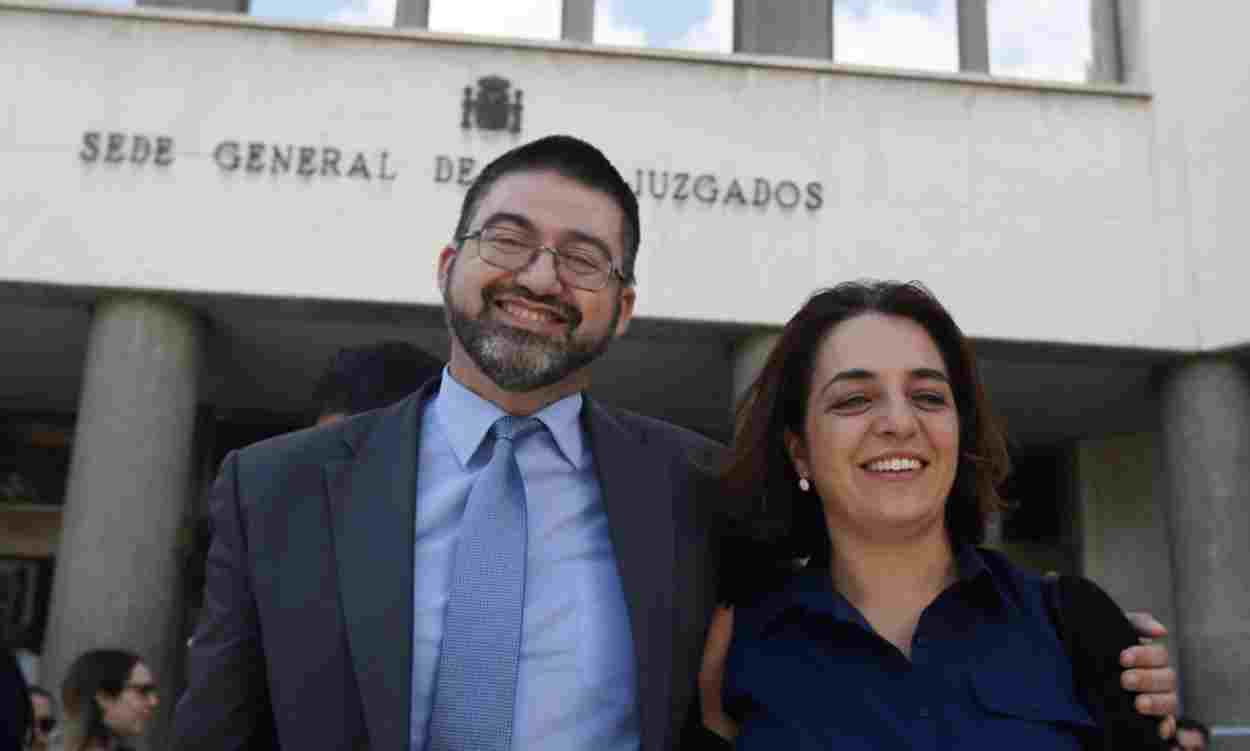 Carlos Sánchez Mato y Celia Mayer, exconcejales de Madrid, a la salida de los Juzgados de Plaza de Castilla.