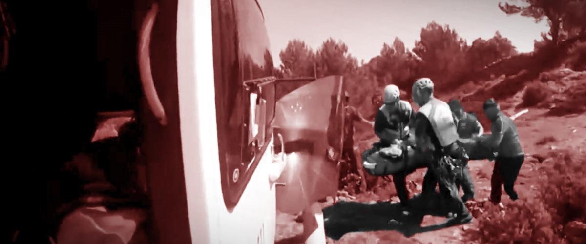 La Guardia Civil auxilia a una mujer accidentada en la montaña