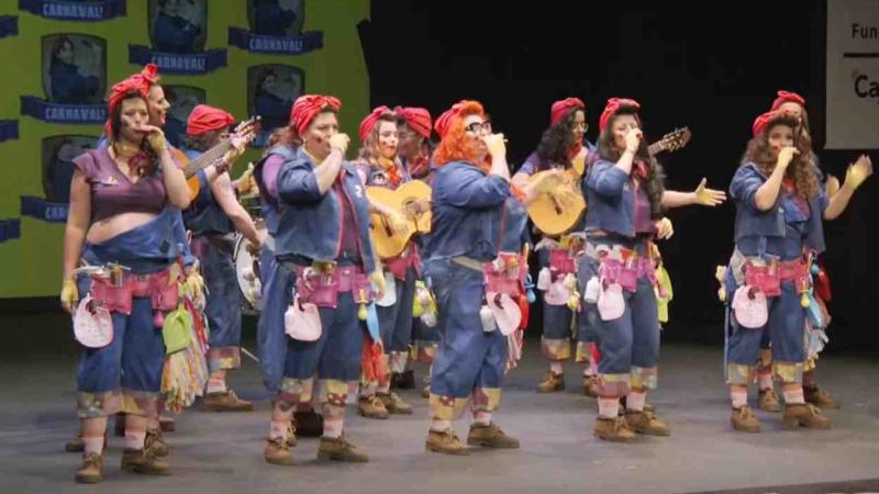 Comparsa feminista 'We can do... Carnaval', en los carnavales de Cádiz