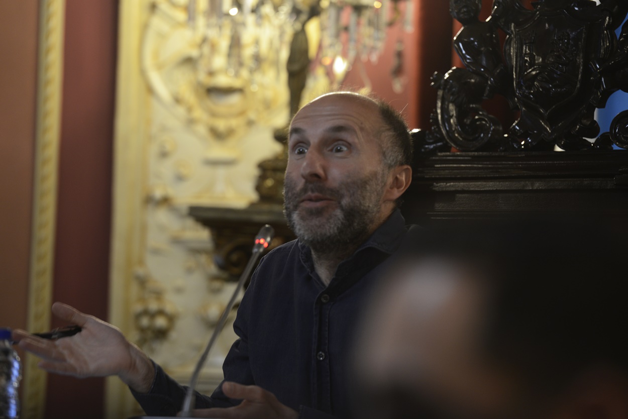 Gonzalo Pérez Jácome, líder de DO, durante un pleno en el Ayuntamiento de Ourense. EP