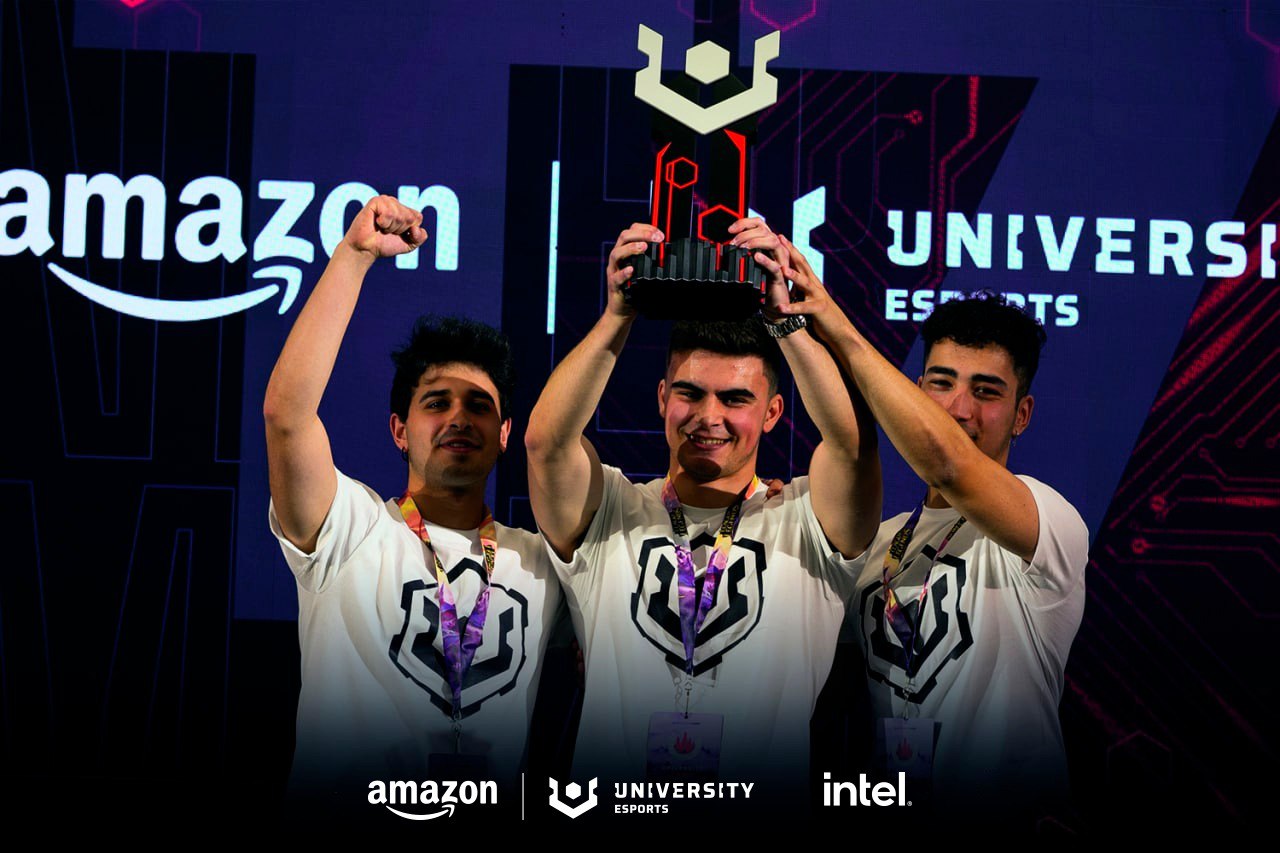 Final Amazon UNIVERSITY Esports