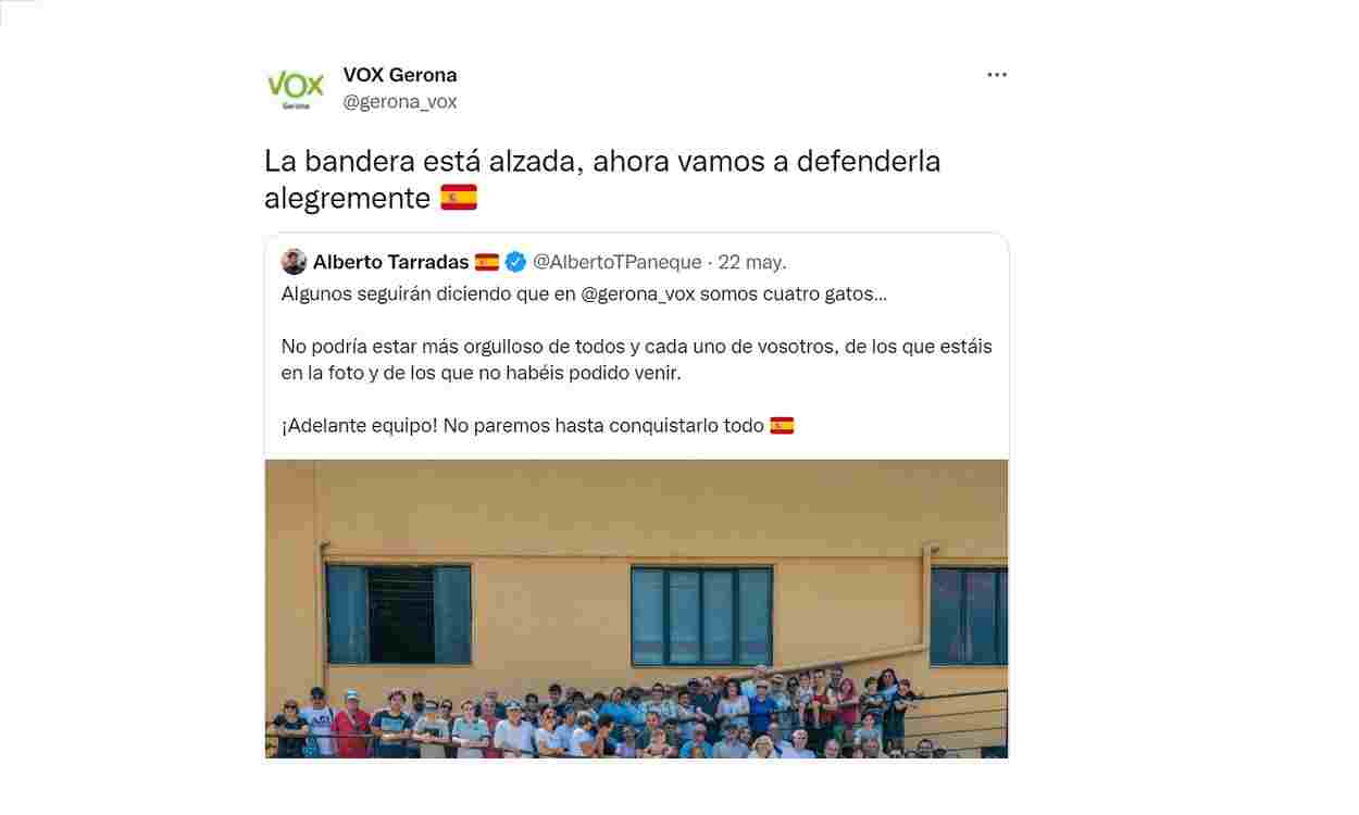 La Falange reacciona a un tuit de Vox Gerona. Twitter