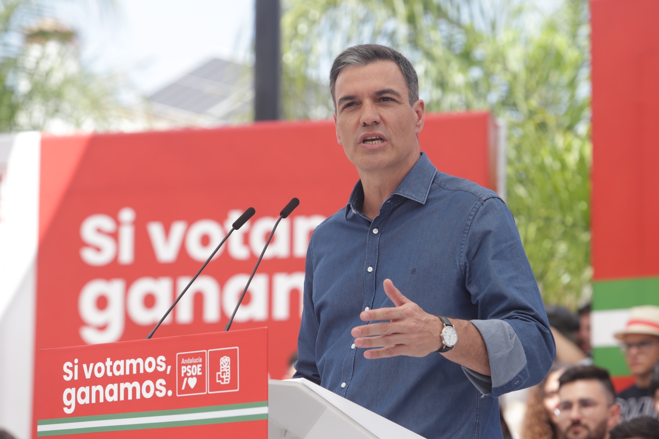 Pedro Sánchez en el mitin de Cartamar. EP.