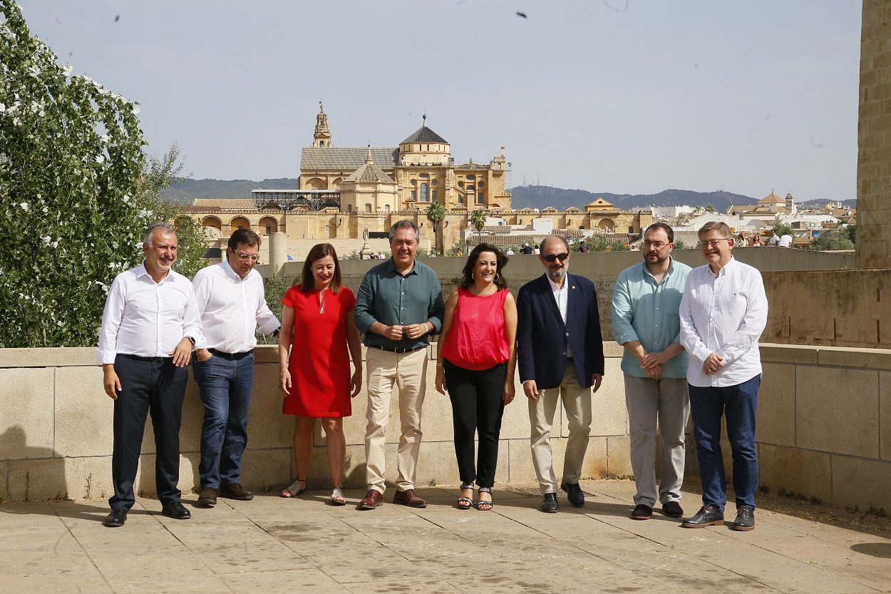 El candidato a la Presidencia de la Junta y secretario general del PSOE de Andalucía, Juan Espadas, participa en el foro 'Gobernanza socialista en las comunidades autónomas', junto a presidentes autonómicos socialistas. Fuente: Europa Press.