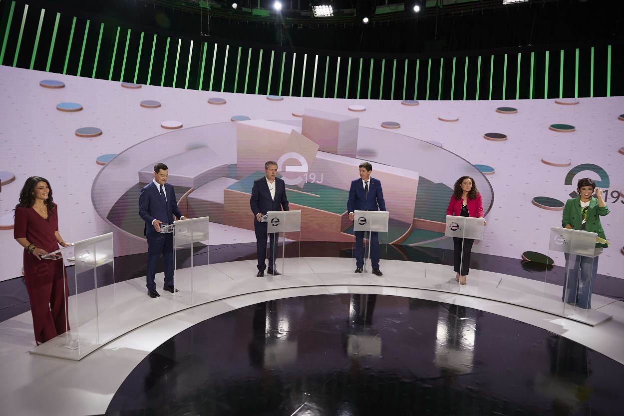 Los seis candidatos, preparados en el debate. EP