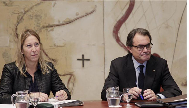 El gobierno catalán exige a Rajoy "respeto por la democracia y la libertad de expresión"