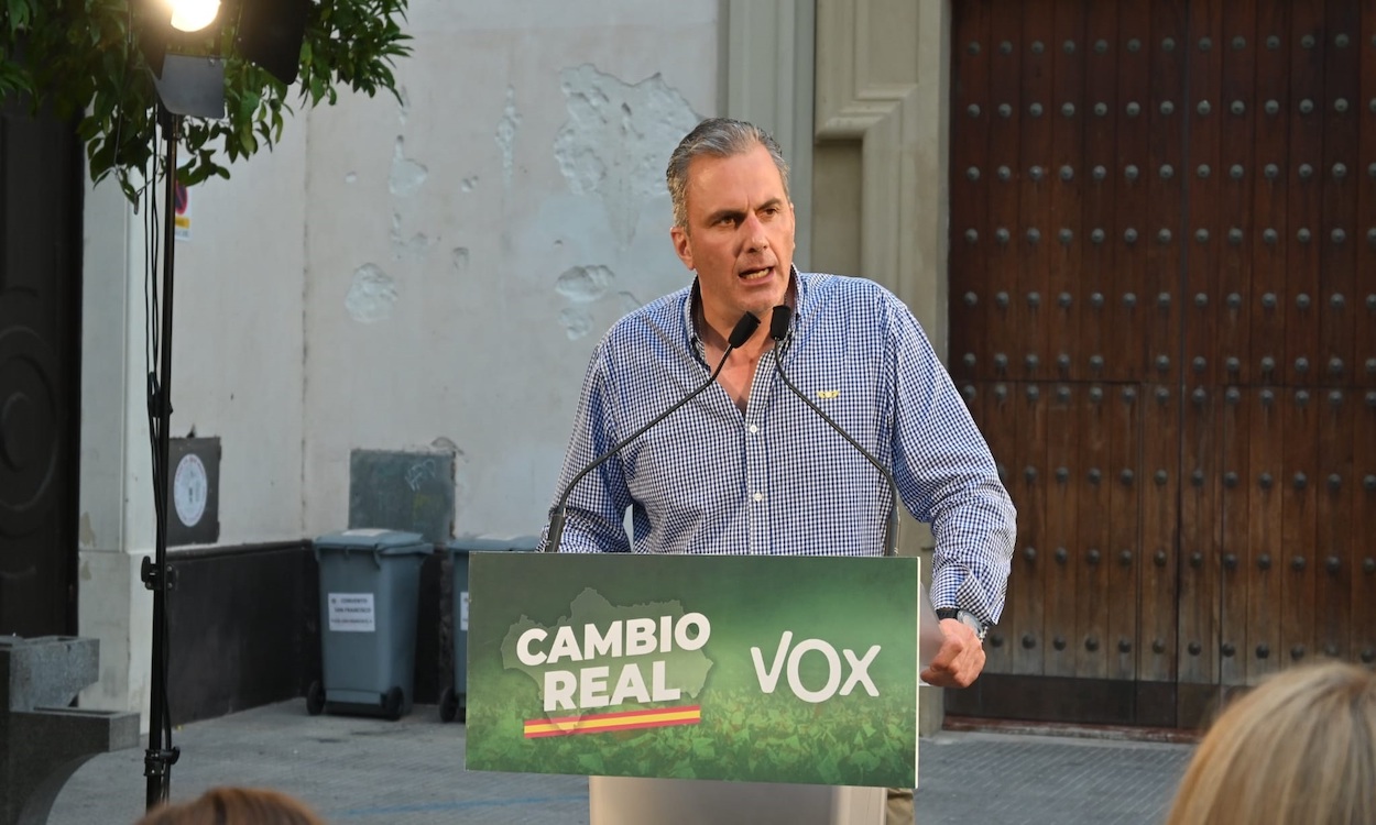 Ortega Smith, secretario general de Vox, en un mitin del partido en Cádiz durante la campaña del 19J. Europa Press