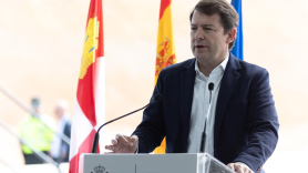 El mayor incendio de la historia en Castilla y León refleja la falta de gestión de Mañueco. EP