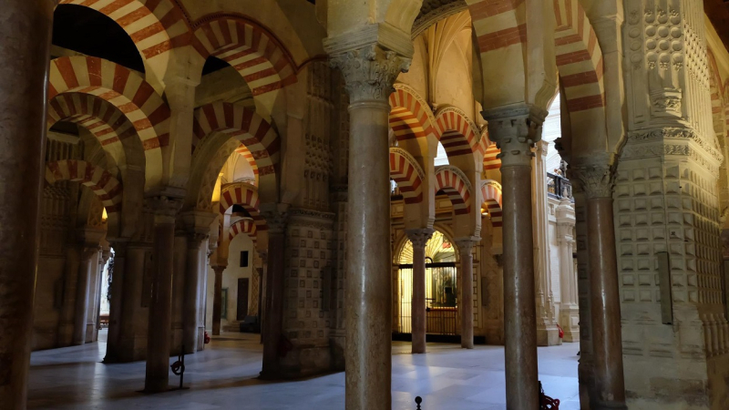 mezquita catedral of cordoba g3888c2c01 1920