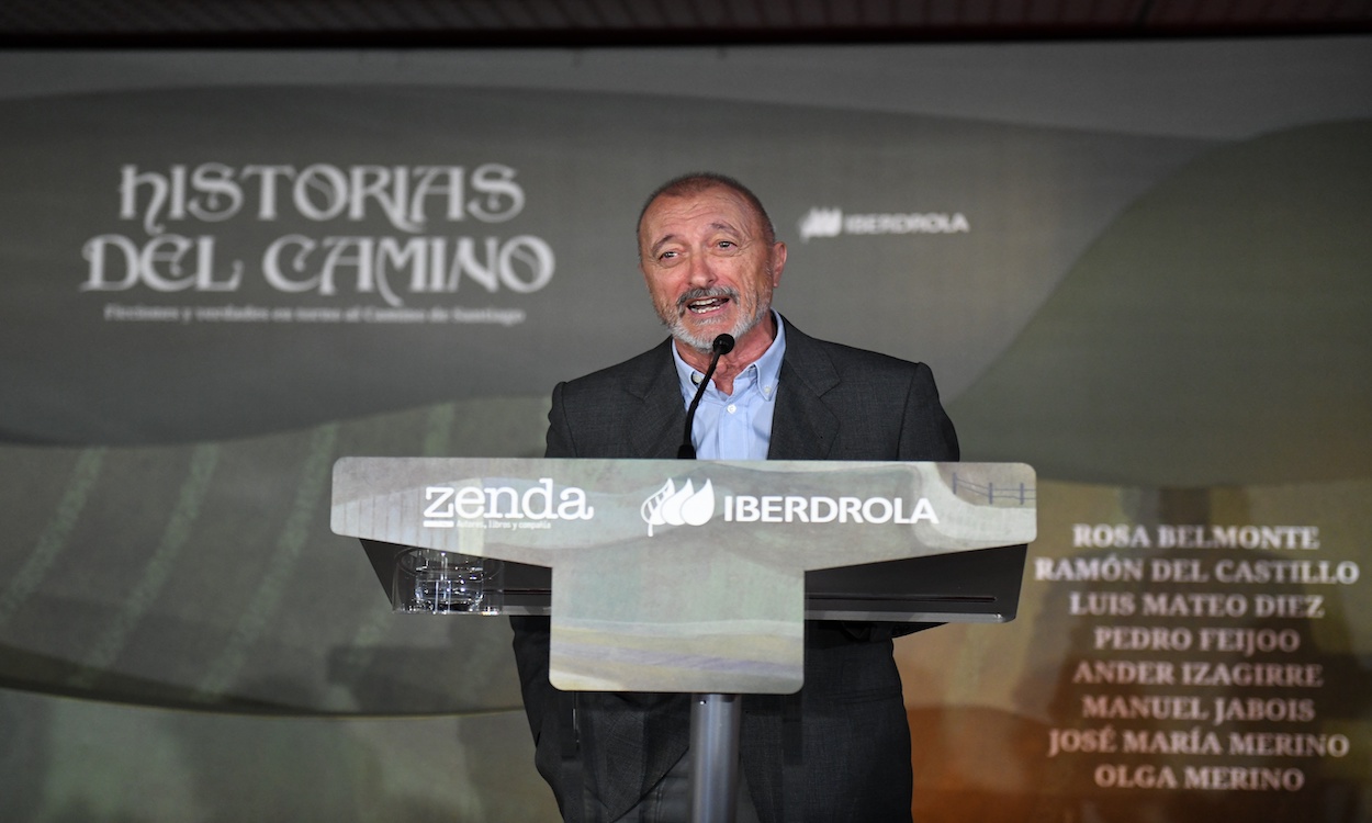 Arturo Pérez Reverte presenta su libro 'Historias del Camino'. EP