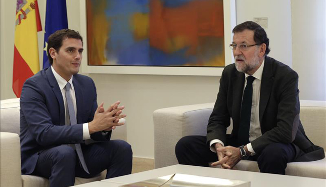 Rajoy amplia a IU,UPyD y Unió los contactos para hablar sobre Cataluña