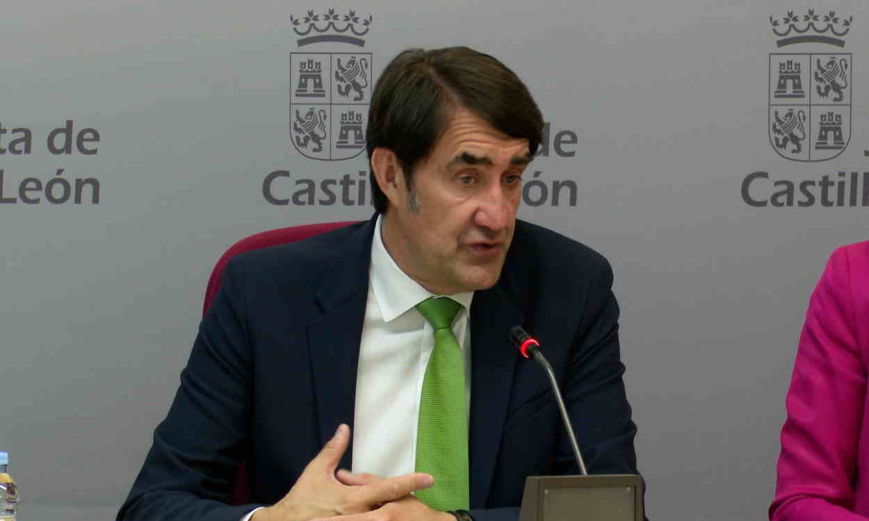 Suárez Quiñones interviene en rueda de prensa. EP