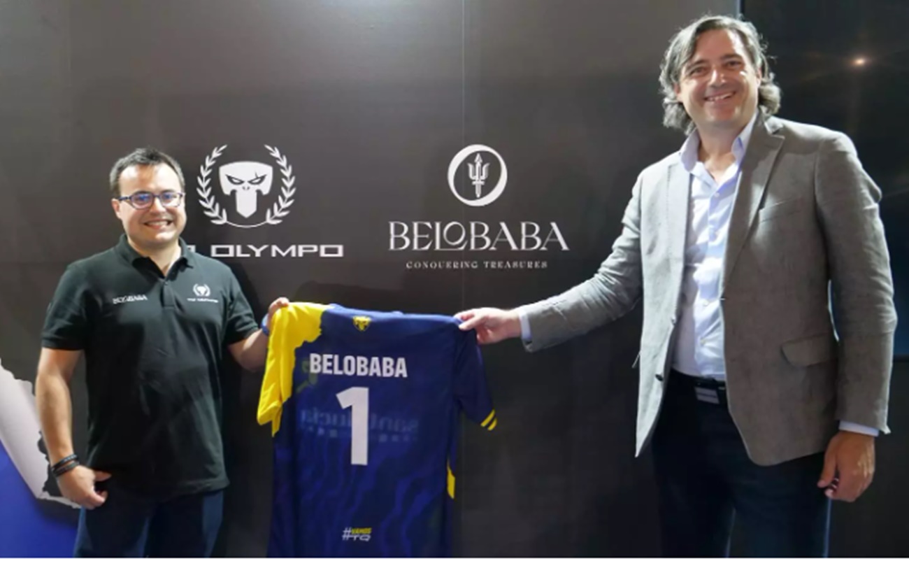 Firma del acuerdo entre Belobaba y el Team Queso. (Foto: Belobaba)