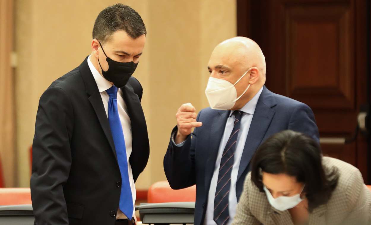 El portavoz del Grupo Socialista en el Congreso de los Diputados, Héctor Gómez,(i) y el secretario general del Grupo Socialista en el Congreso de los Diputados, Rafael Simancas