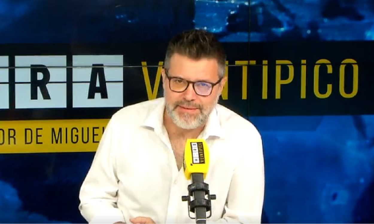 El humorista Héctor de Miguel, en 'Hora veintipico'. Twitter
