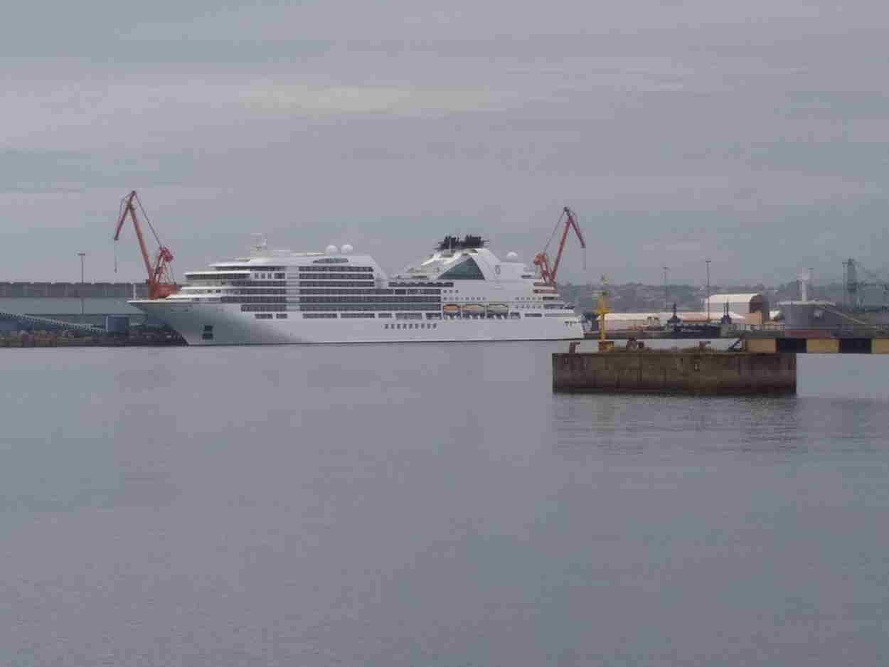 Crucero atracado en el puerto de El Musel, en Gijón. Europa Press