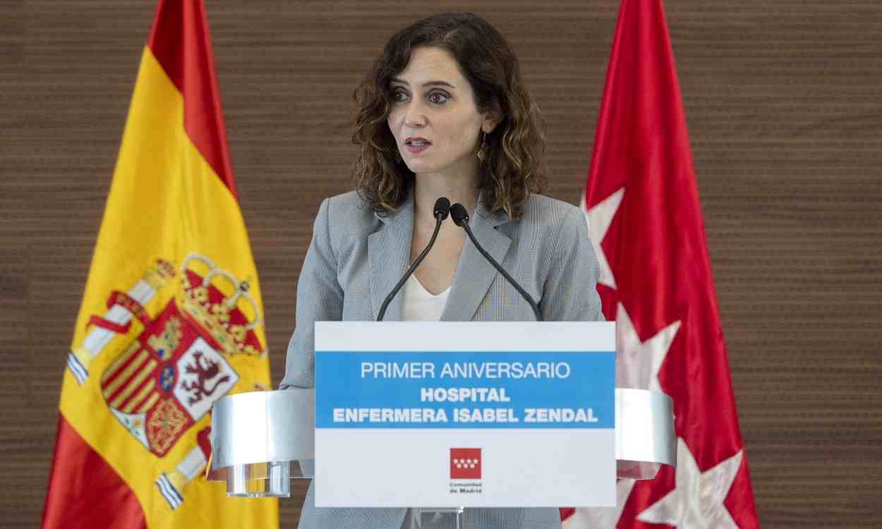 Isabel Díaz Ayuso, en el Hospital Isabel Zendal en su primer aniversario, en diciembre de 2021. EP