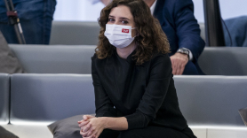 La presidenta de la Comunidad de Madrid, Isabel Díaz Ayuso, en la presentación de Uber Green, en la sede de Uber, a 14 de enero de 2022. EP.