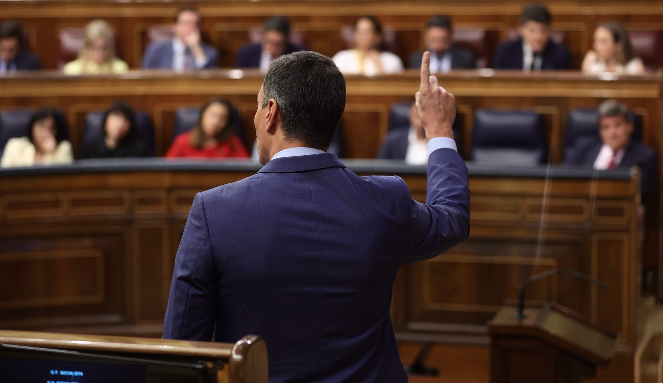 Pedro Sánchez, desde la tribuna de oradores del Congreso. EP