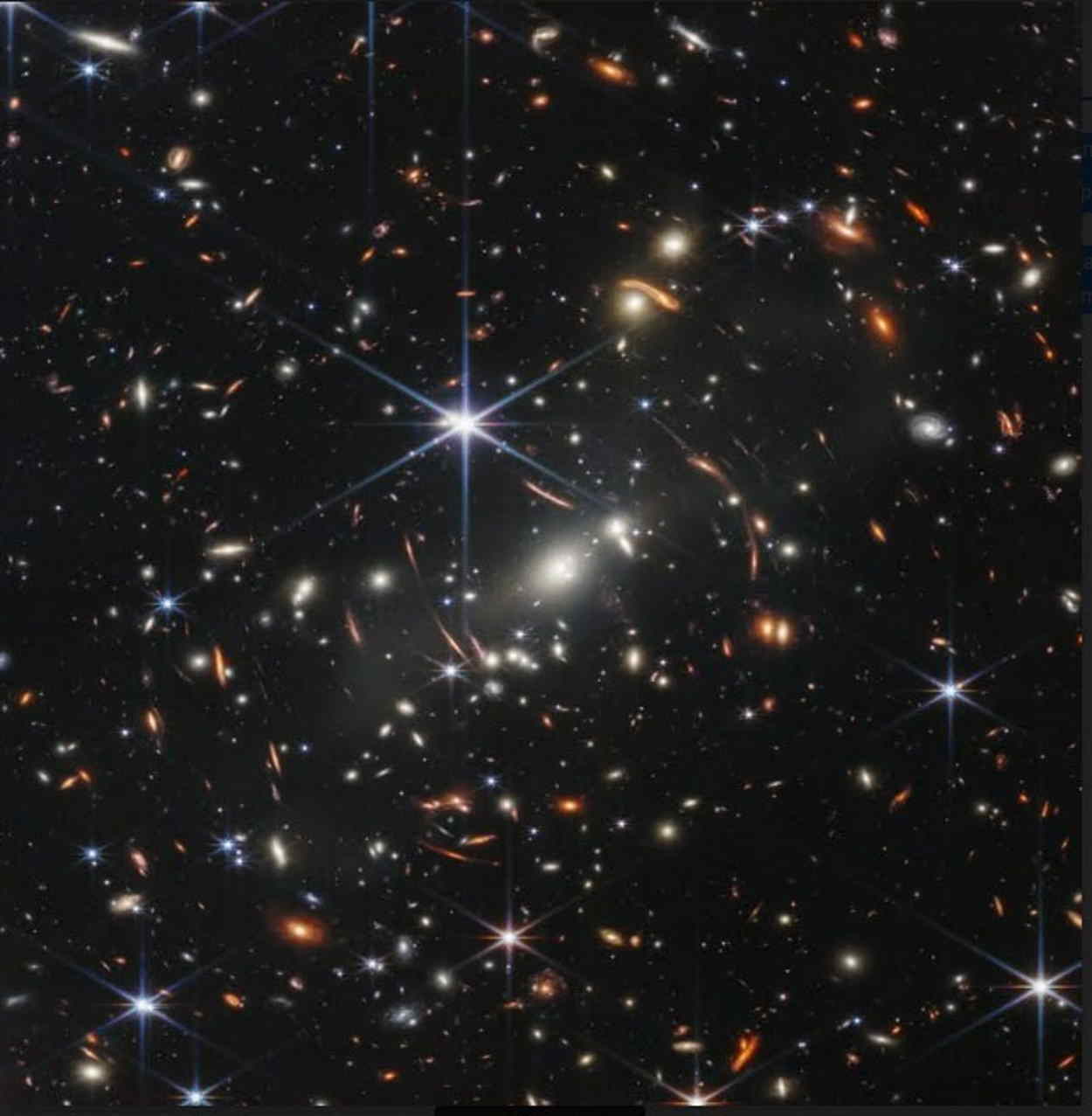 Primera imagen del espacio profundo del telescopio espacial James Webb- E.P