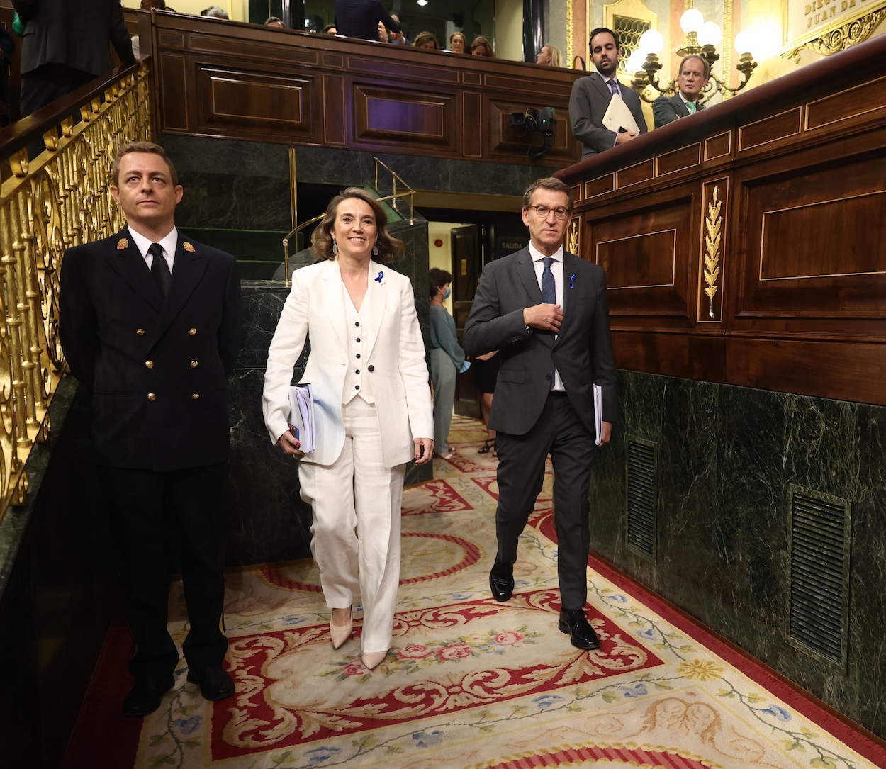 La secretaria general y portavoz del Partido Popular (PP), Cuca Gamarra, y el presidente del PP, Alberto Núñez Feijóo