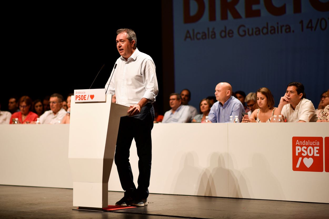Juan Espadas dirigiéndose al Comité Director, el máximo órgano entre congresos del PSOE andaluz.